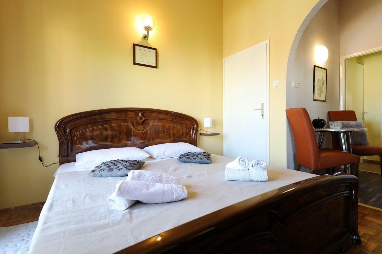 Villa Terracotta Studio 2 Starigrad Paklenica Εξωτερικό φωτογραφία